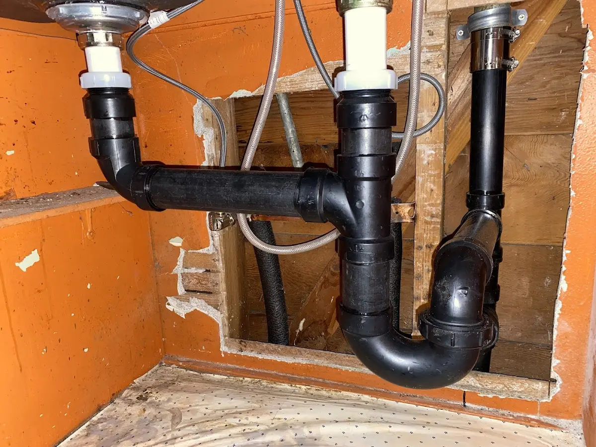 Professional Pipe Bursting equipment and tools on the job in St. Michael